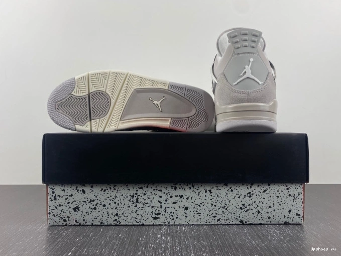 Retro Jordan AQ9129-001 Frozen Moments 4   0807